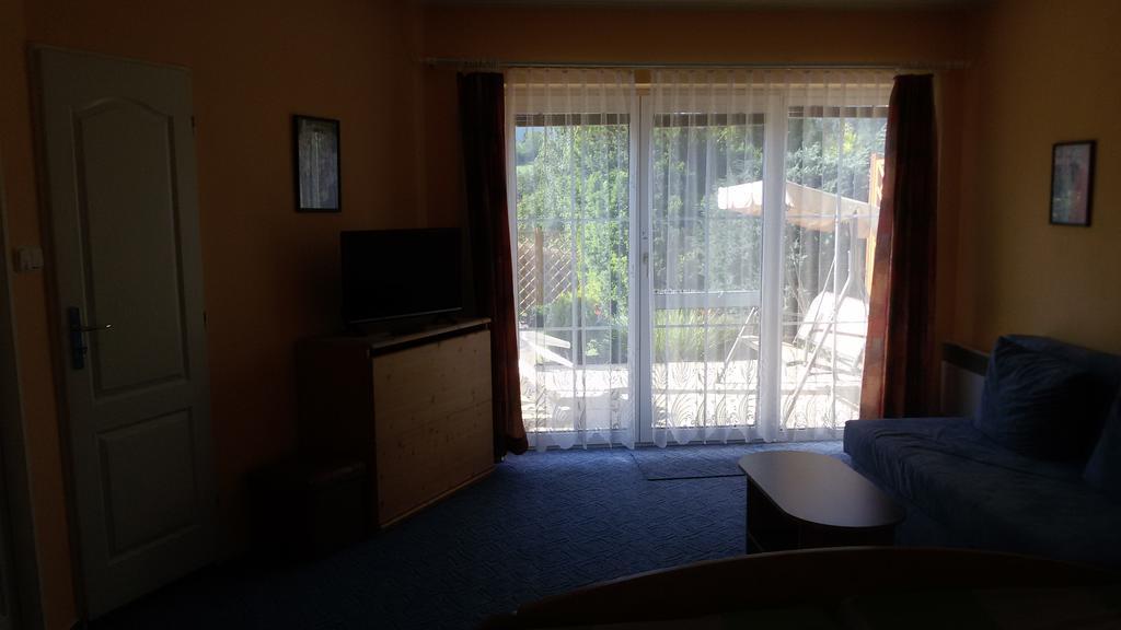 Apartment Amelie Roznov pod Radhostem Ngoại thất bức ảnh
