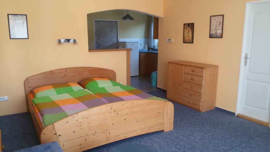 Apartment Amelie Roznov pod Radhostem Ngoại thất bức ảnh