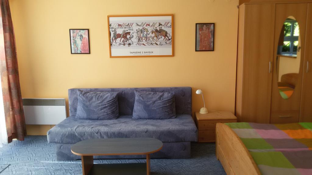Apartment Amelie Roznov pod Radhostem Ngoại thất bức ảnh