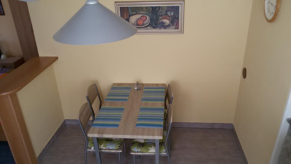 Apartment Amelie Roznov pod Radhostem Ngoại thất bức ảnh